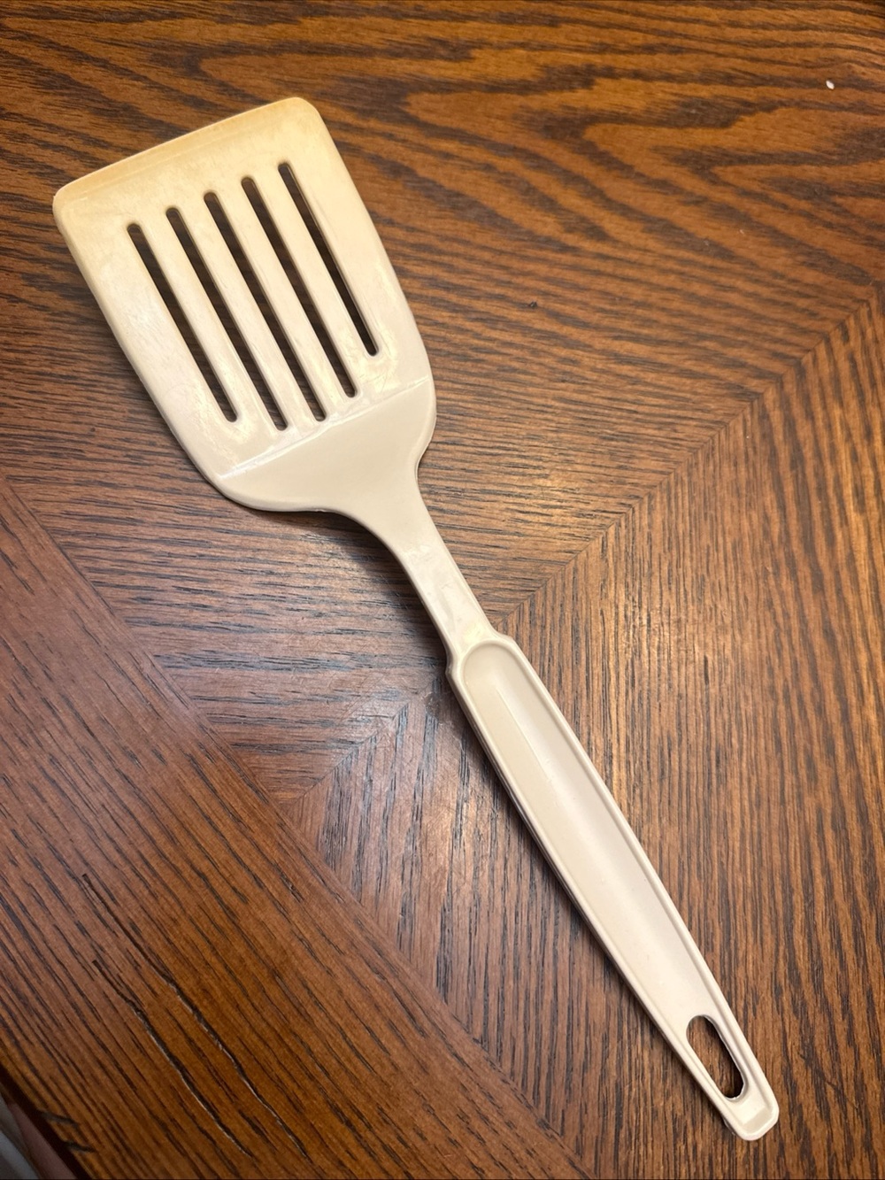 Vintage EKCO USA Slotted Spatula Beige Almond Mid-Century Kitchen Utensil